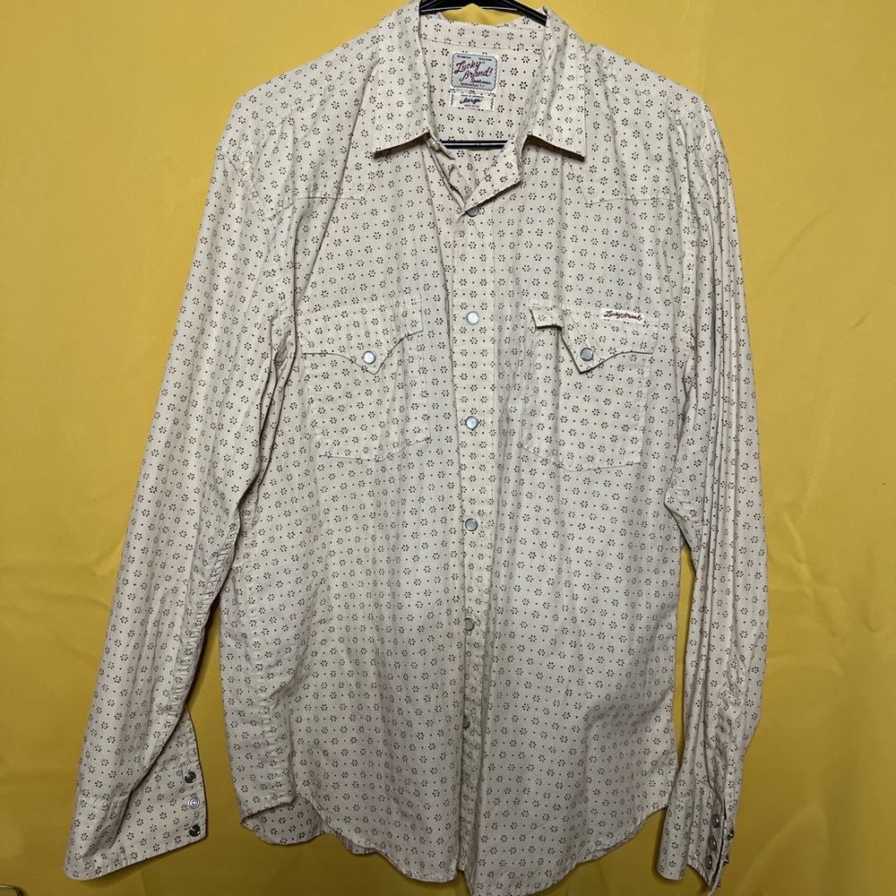 Lucky Brand Pearl Button Down